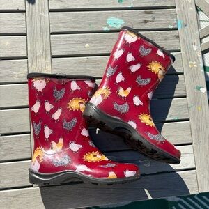 SLOGGERS Red Chicken Print 10” Rain Boots